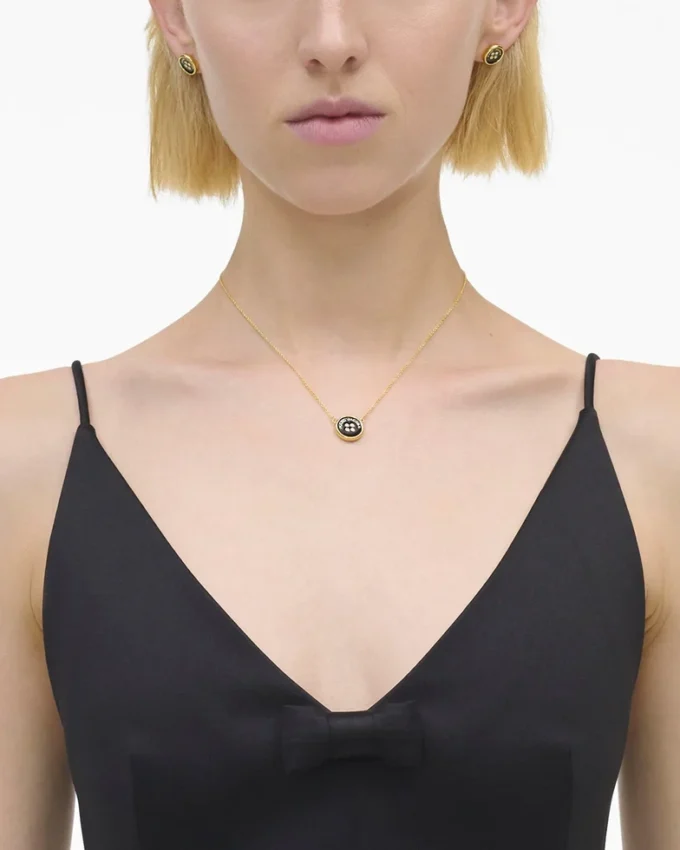 The Button Pendant Necklace The Button Pendant Necklace
