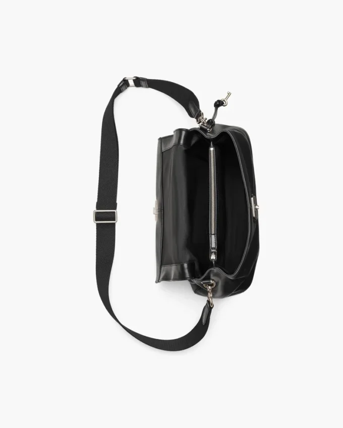The Cristina Messenger